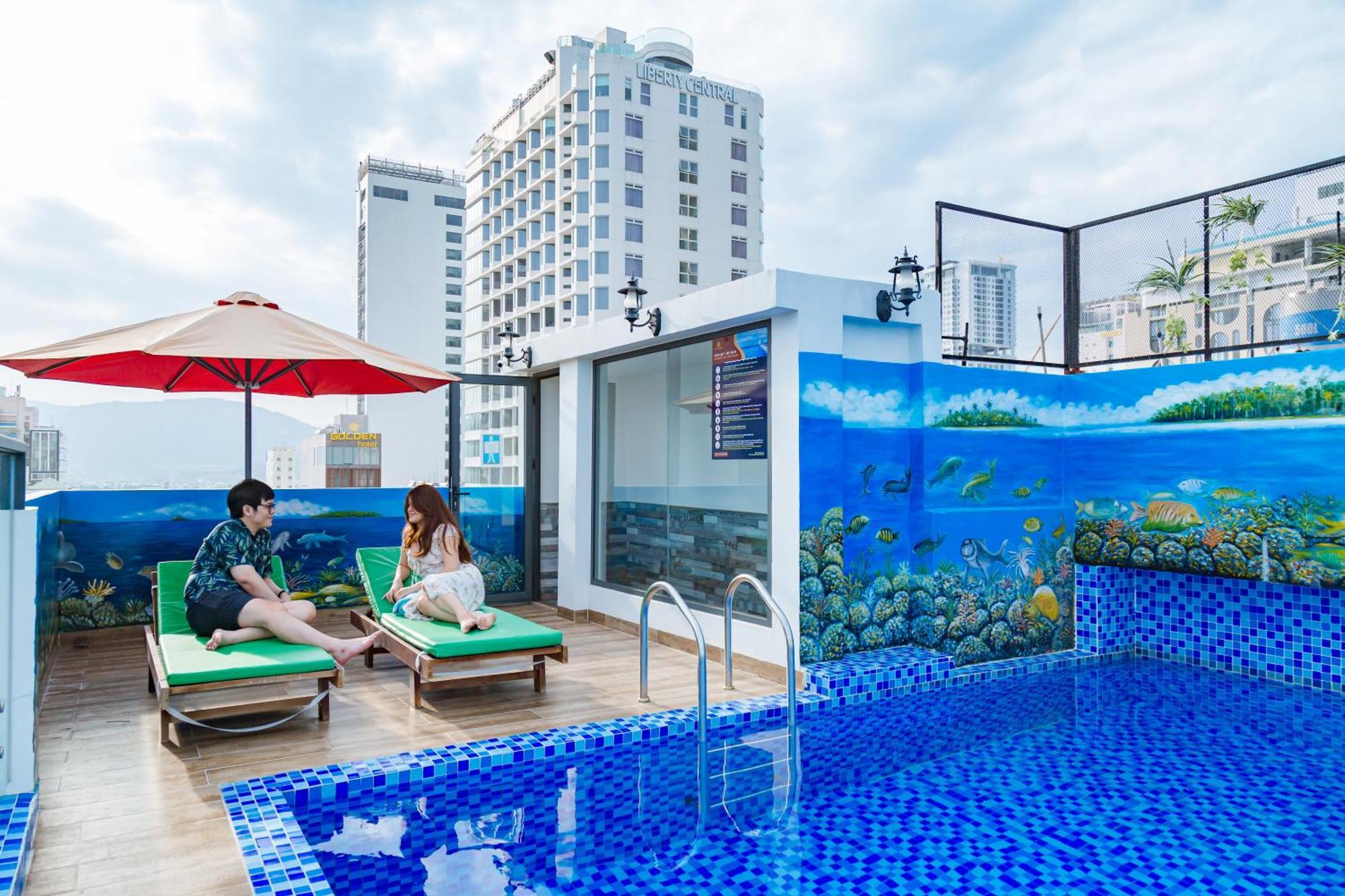 Azura Gold Hotel & Apartment Нячанг Экстерьер фото