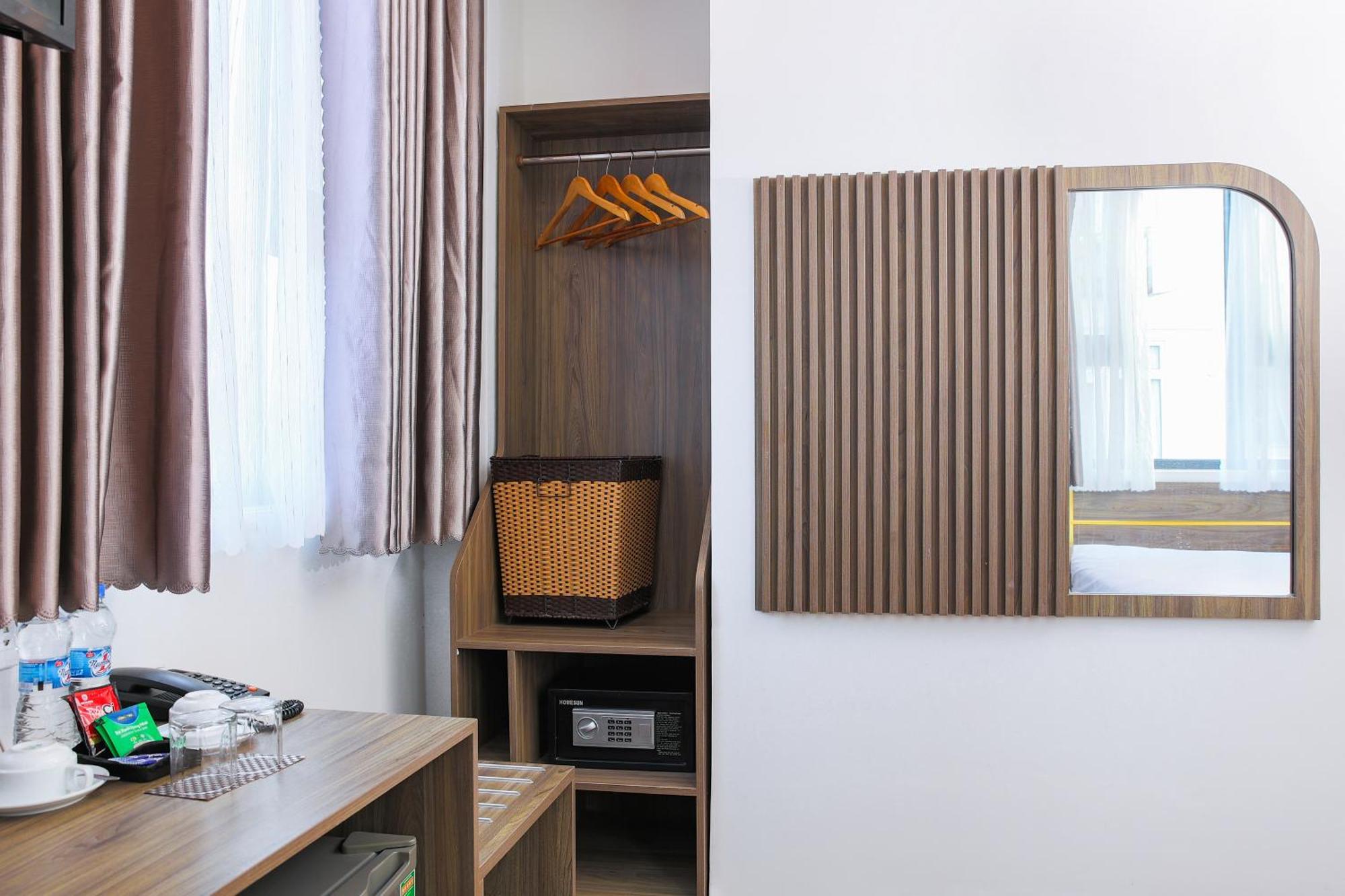 Azura Gold Hotel & Apartment Нячанг Экстерьер фото