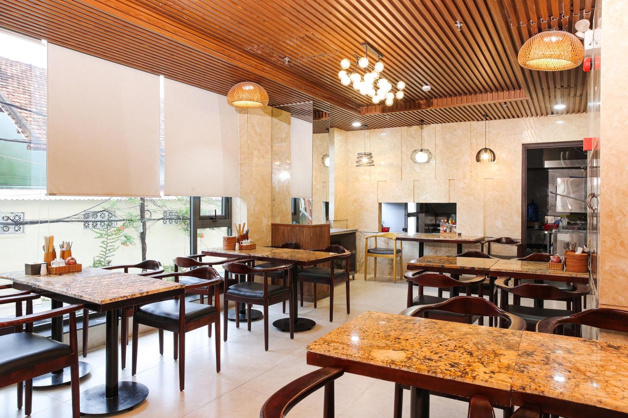 Azura Gold Hotel & Apartment Нячанг Экстерьер фото