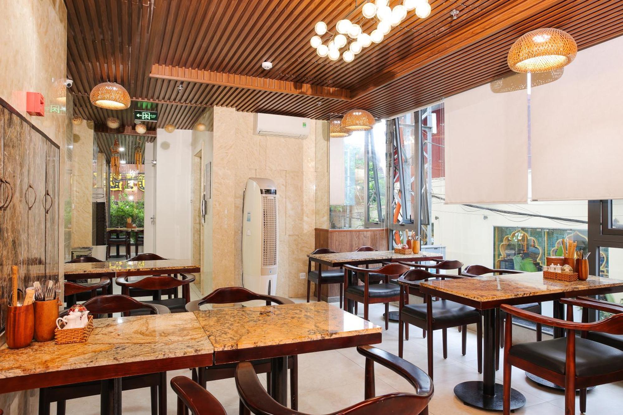 Azura Gold Hotel & Apartment Нячанг Экстерьер фото